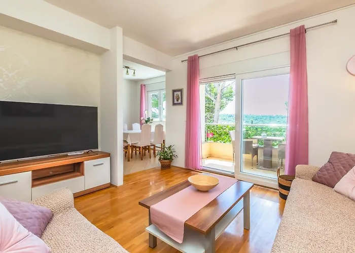 Indigo Apartment