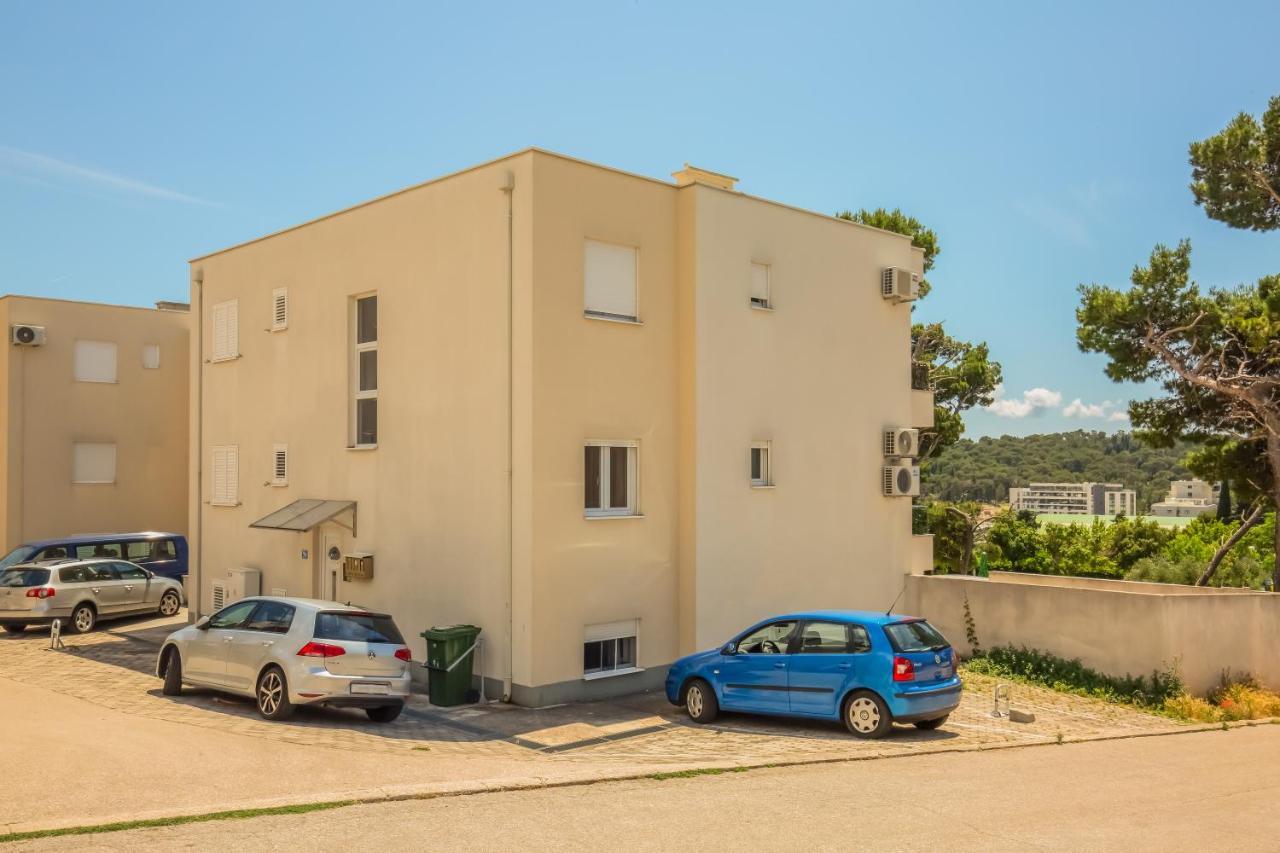 Apartment Indigo Makarska